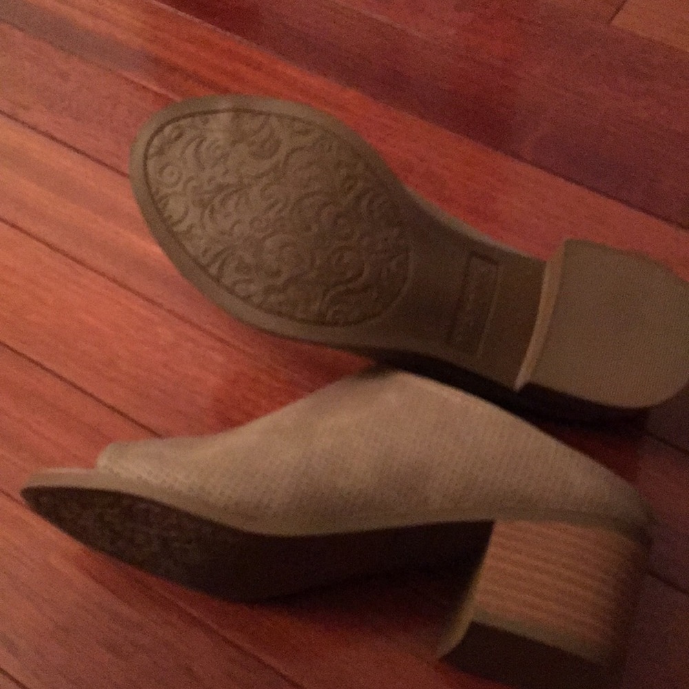 Massini cute slip on shoes size 7 NWT - Picture 3 of 7